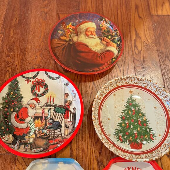 VTG Christmas 5 Metal Serving Trays Plates Round Rectangle Cookies Santa Holiday - Picture 11 of 13